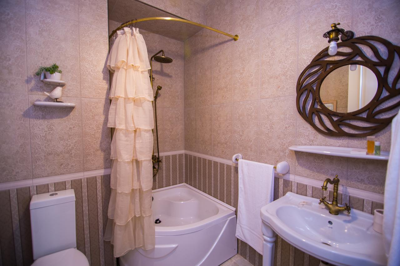 טביליסי Bloom Boutique Hotel מראה חיצוני תמונה