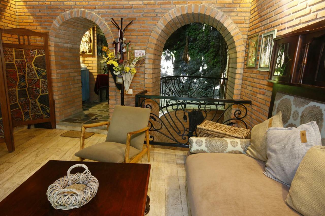 טביליסי Bloom Boutique Hotel מראה חיצוני תמונה