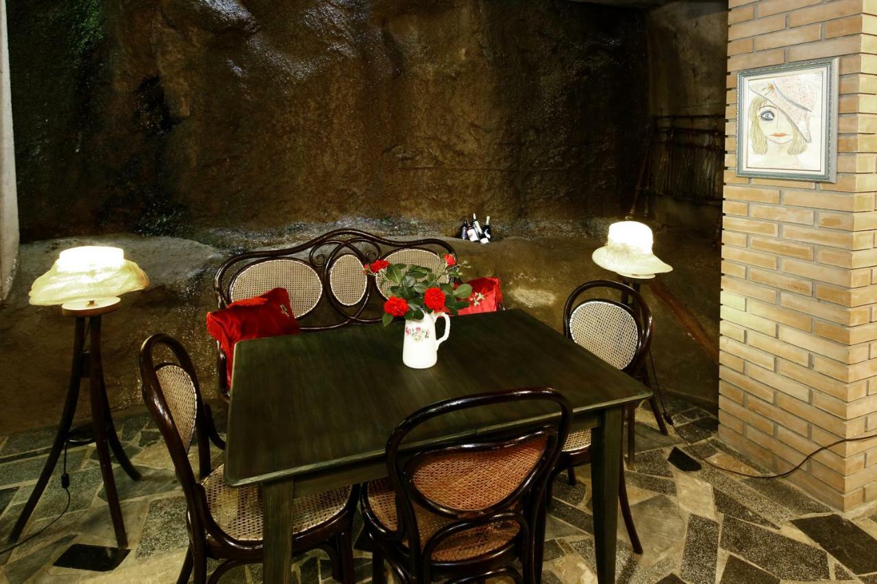 טביליסי Bloom Boutique Hotel מראה חיצוני תמונה